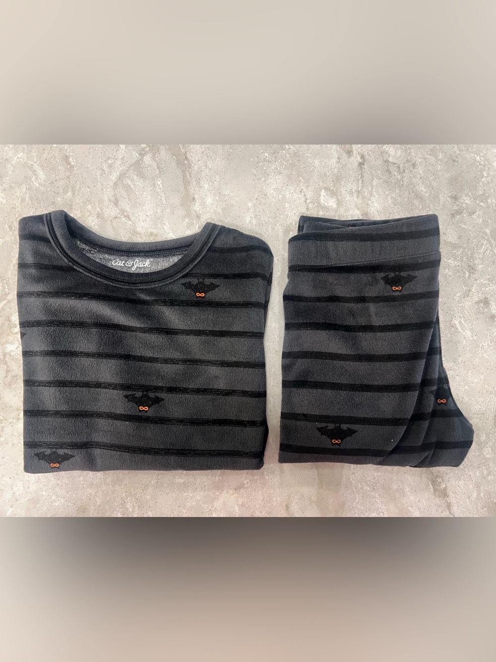 Cat & Jack Velour Kids Pajama Set with Black w Orange Bats